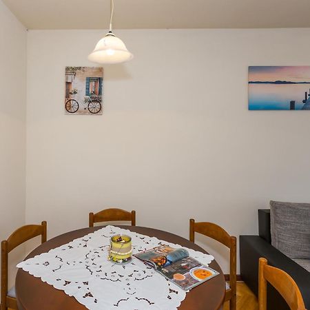 Apartments With Wifi Split - 13957 Room photo
