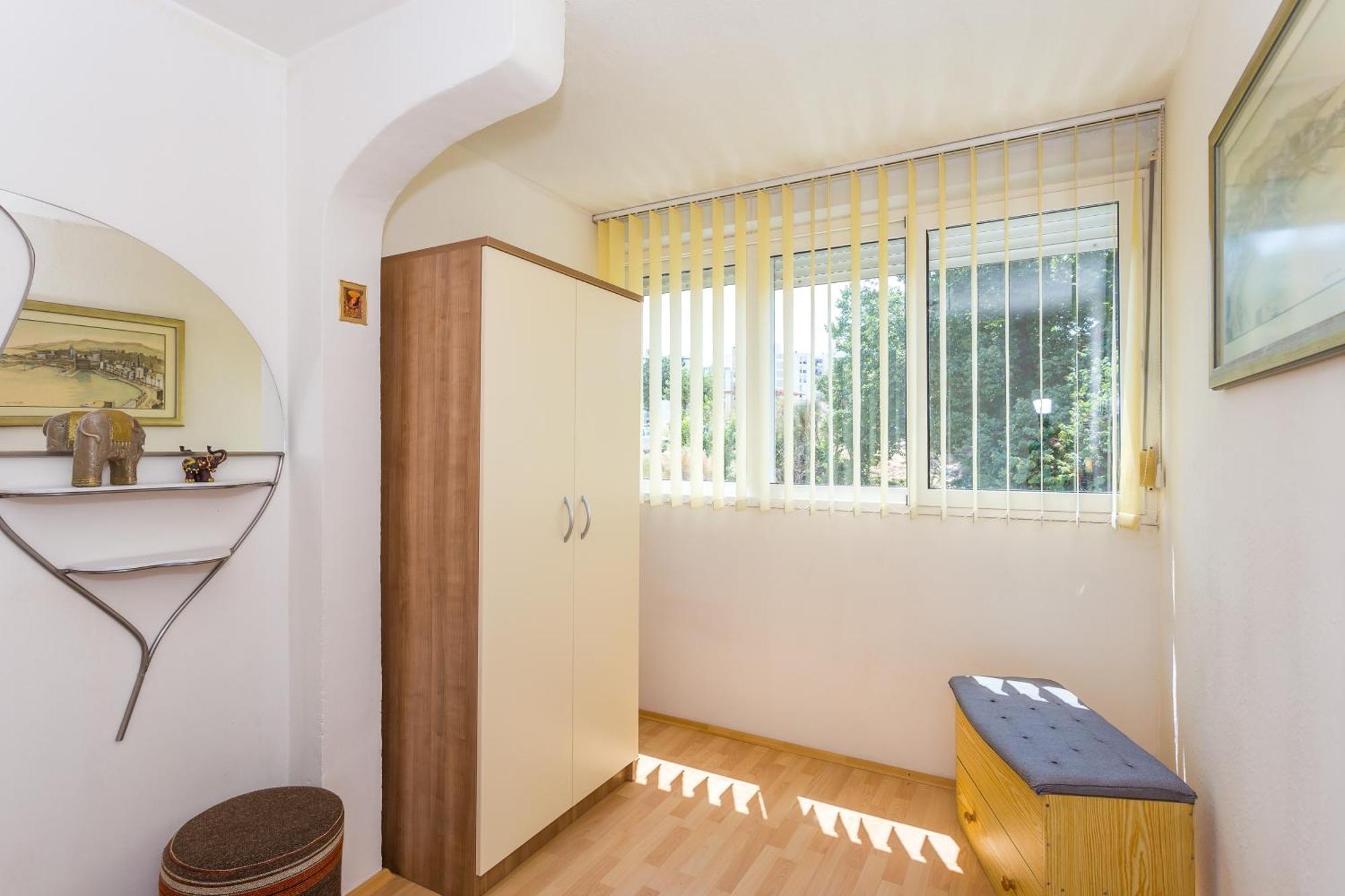 Apartments With Wifi Split - 13957 Room photo