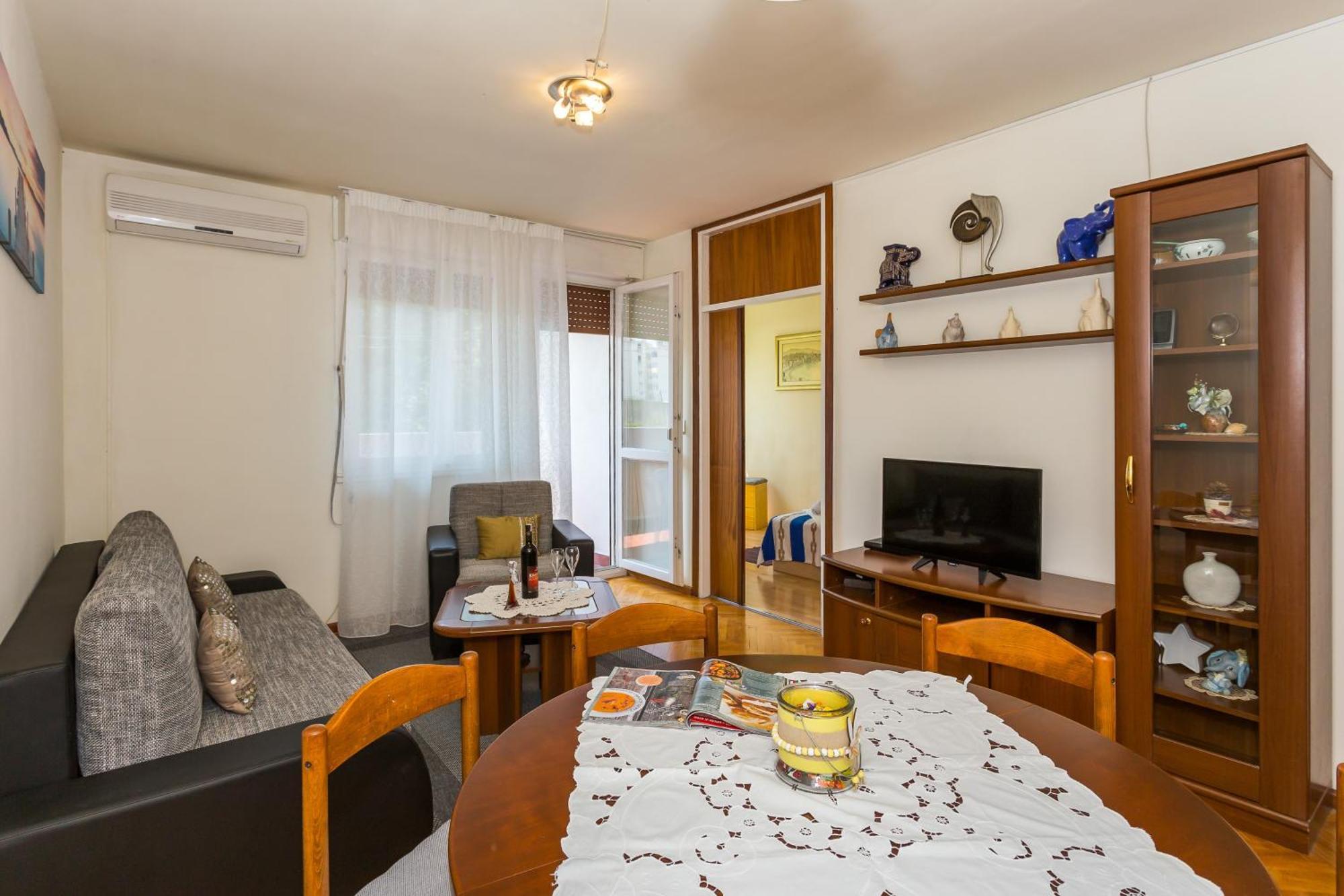 Apartments With Wifi Split - 13957 Room photo