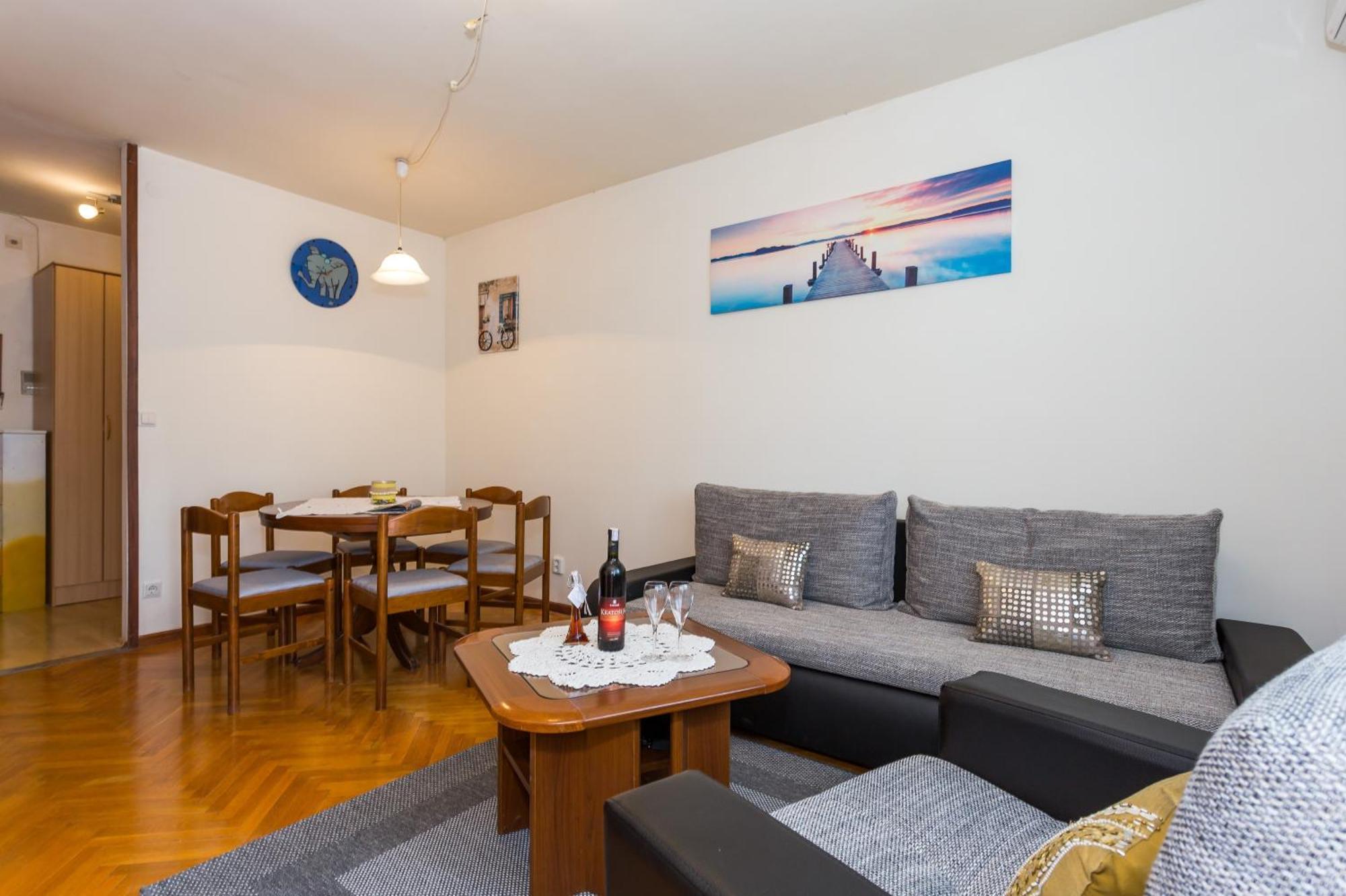 Apartments With Wifi Split - 13957 Room photo